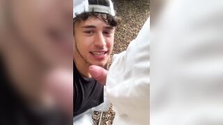 Outdoor sucker boy pleasing a horny gay stranger