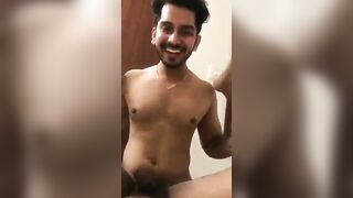 Young horny hunk breeds a moaning chub bottom