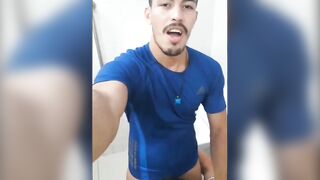 Two old friends secret tiolet sex video