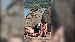 Gay friends fucks in the beach