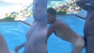 Two friend enjoys doggy sex in swimming pool