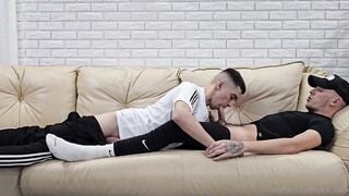 Two cousins were fucking in the living room